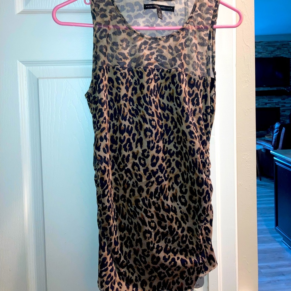 Sleeveless blouse